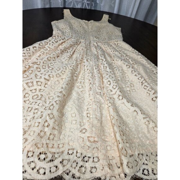 J Crew Blush Broderie Anglaise Dress, size 0 - Picture 8 of 16